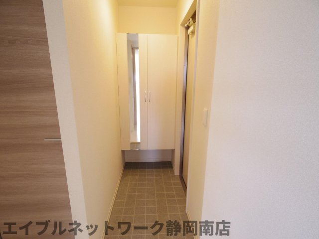玄関　きれいな玄関です