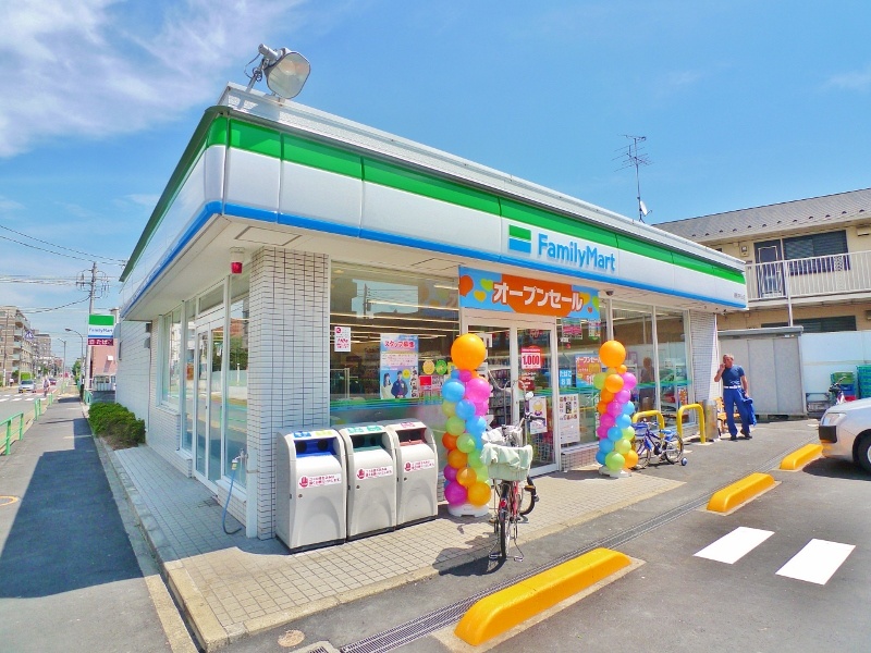 コンビニ　ファミリーマート　練馬平和台店（コンビニ）まで105m