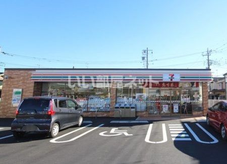 コンビニ　セブンイレブン 上尾二ツ宮店（コンビニ）まで496m