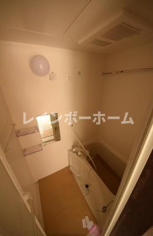 バス・シャワールーム　お風呂です
