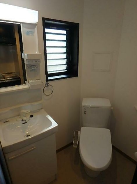 トイレ　バス・トイレは別室です。