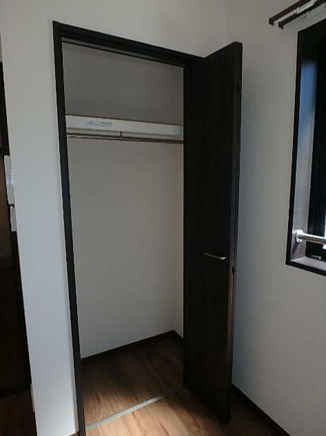 収納　奥行きもしっかりの収納です。