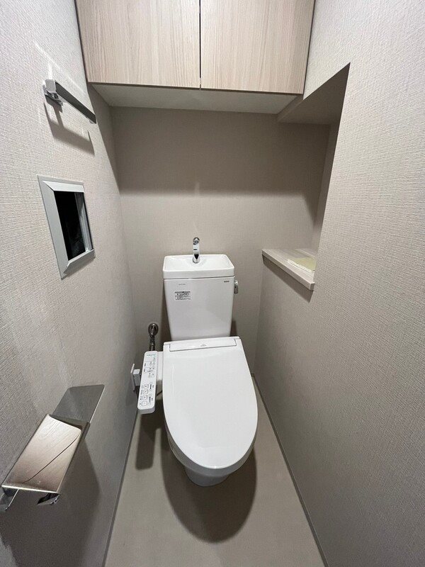 トイレ　温水洗浄便座付きのトイレ♪(同建物の別部屋の写真)