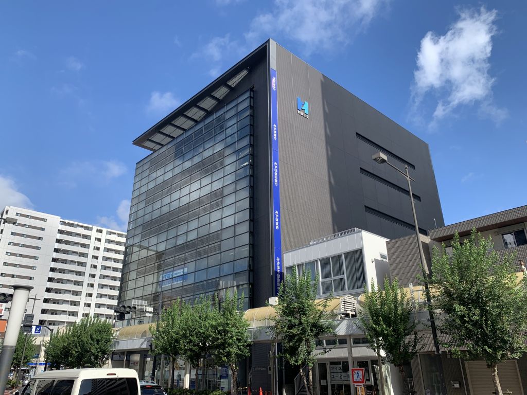 銀行　みずほ銀行八王子支店（銀行）まで229m