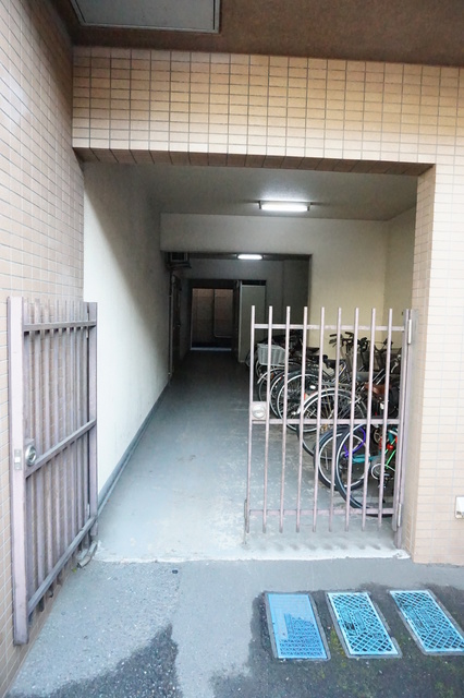 その他共有部分　自転車置き場あります☆