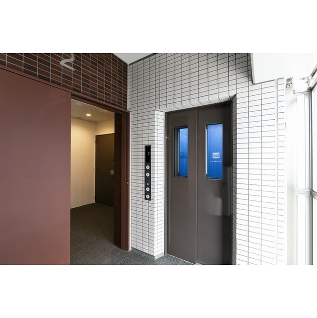 その他　エレベーター