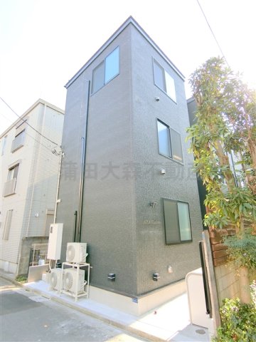 建物外観　2020年9月築　鉄骨造地上3階建て総戸数12戸　TVモニタ