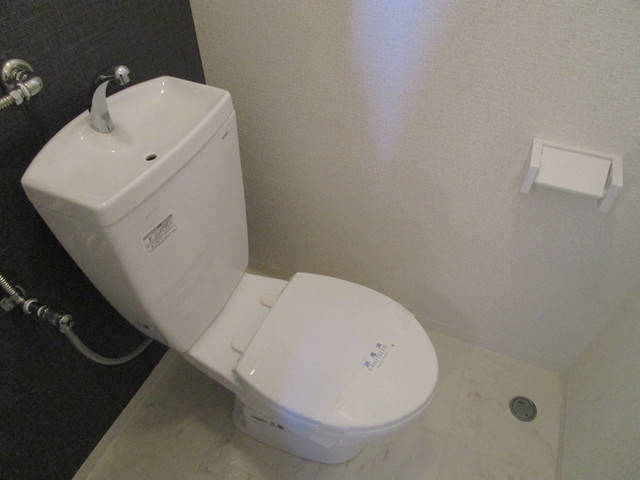 カルム魚住のトイレ写真