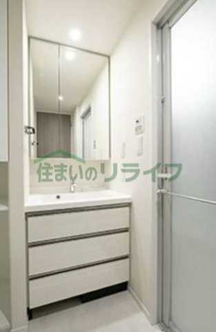 洗面設備　※写真は同タイプ住戸です。