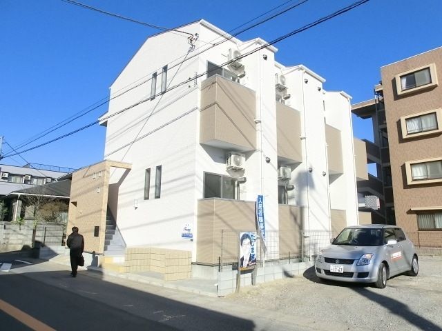 建物外観　現地待ち合わせ歓迎♪お問合せはタウンハウジング蘇我店まで！
