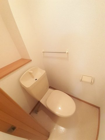エルシャトー吉備IIIのトイレ写真