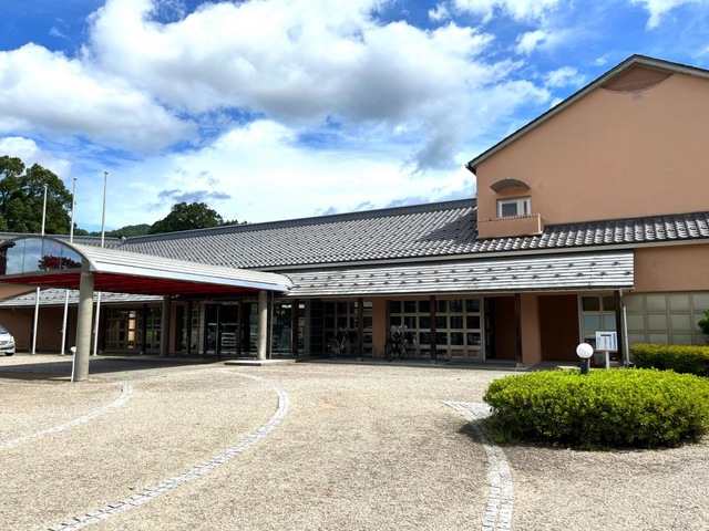 役所　豊岡市役所出石総合支所（役所）まで1955m