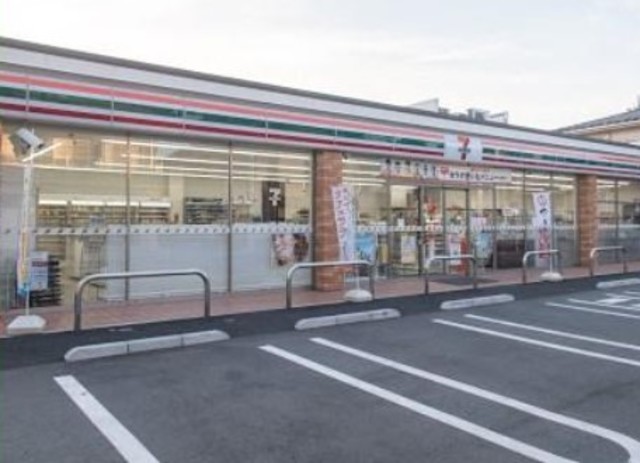 コンビニ　セブンイレブン国分寺本多4丁目店（コンビニ）まで727m