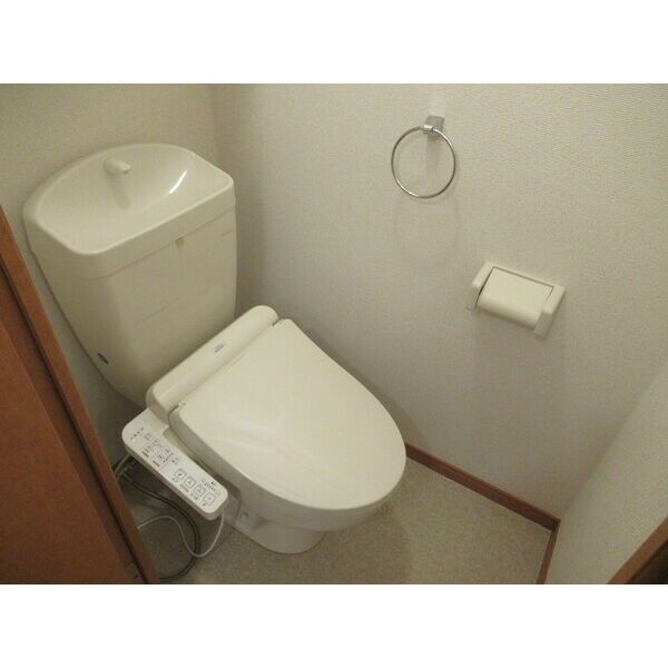 メゾン・テル・フロンタールのトイレ写真