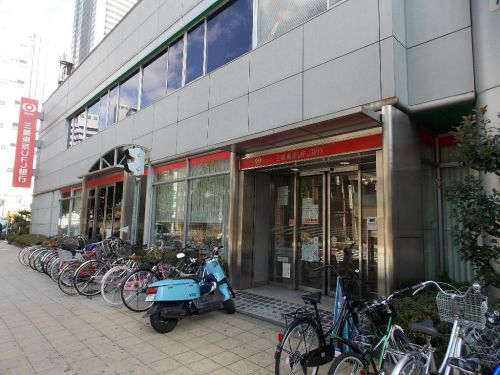 銀行　三菱東京UFJ銀行 天六支店（銀行）まで699m