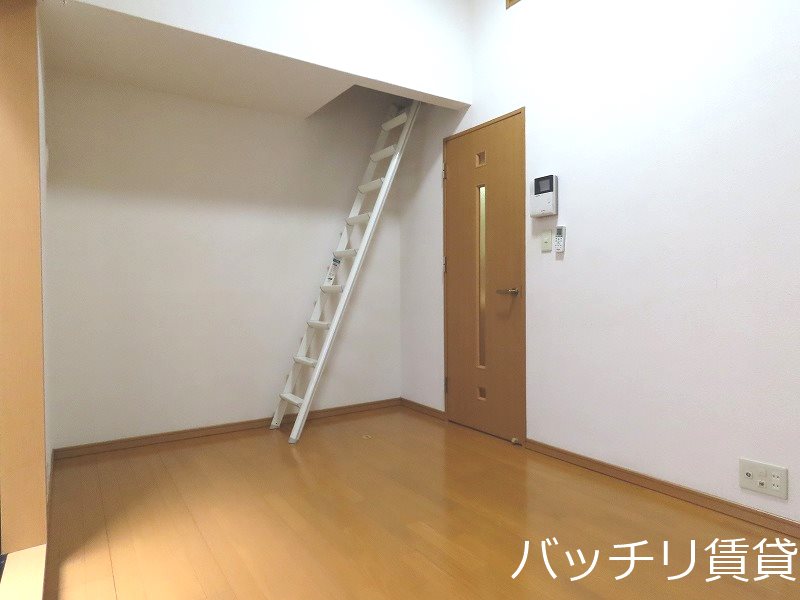 居室・リビング　画像は別号室タイプの為、現状を優先致します。