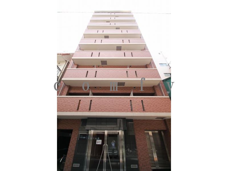 建物外観　２００４年６月築