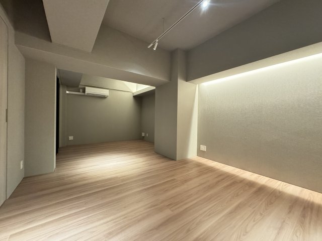 zonna神戸磯上通の居間写真