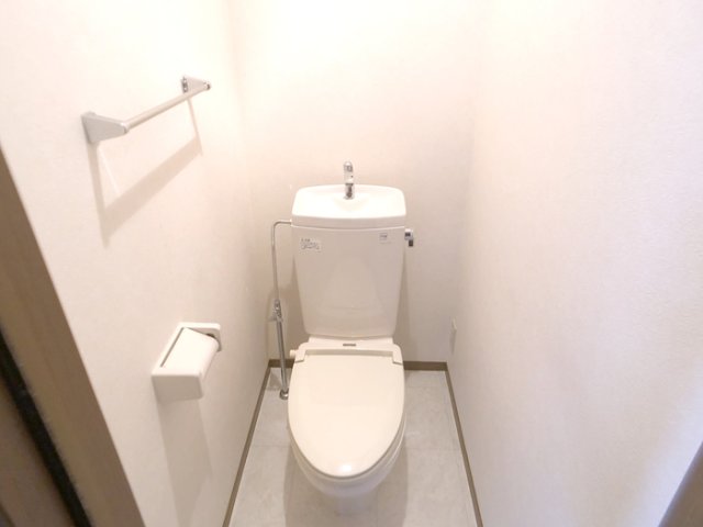 ジュネス・ピアのトイレ写真