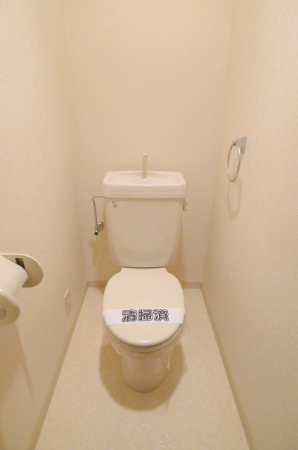 名鉄名古屋本線 山王駅 徒歩9分 4階建 築53年のトイレ写真