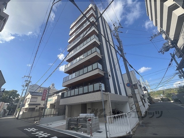 NU武庫川駅前の外観写真