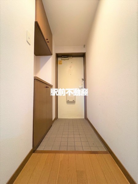 ＪＲ久大本線 久留米大学前駅 徒歩24分 11階建 築27年の玄関写真