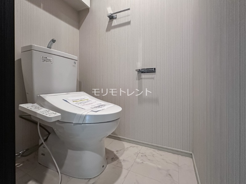 トイレ　室内参考写真（Ｅタイプ・ブラウン）