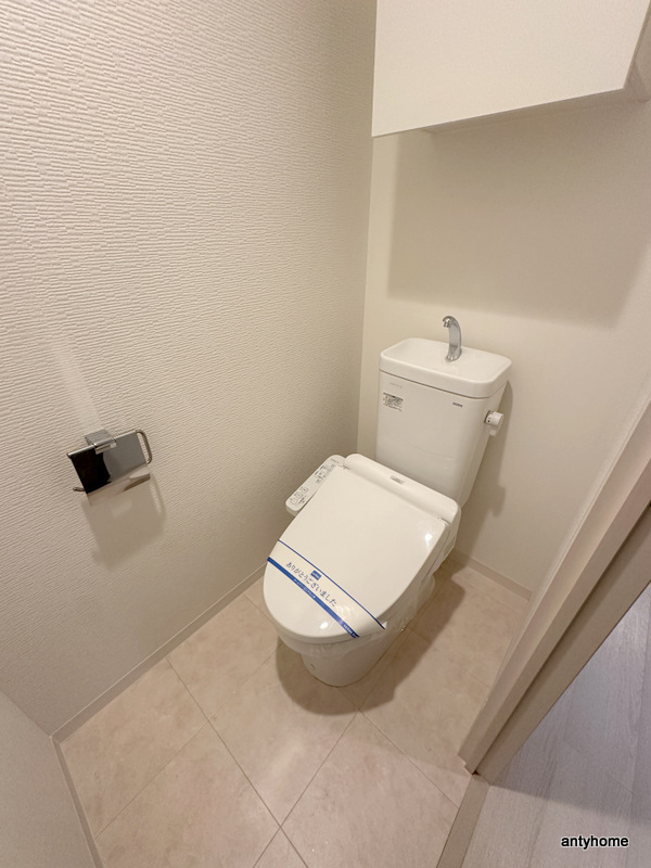 地下鉄中央線 堺筋本町駅 徒歩5分 10階建 築7年のトイレ写真