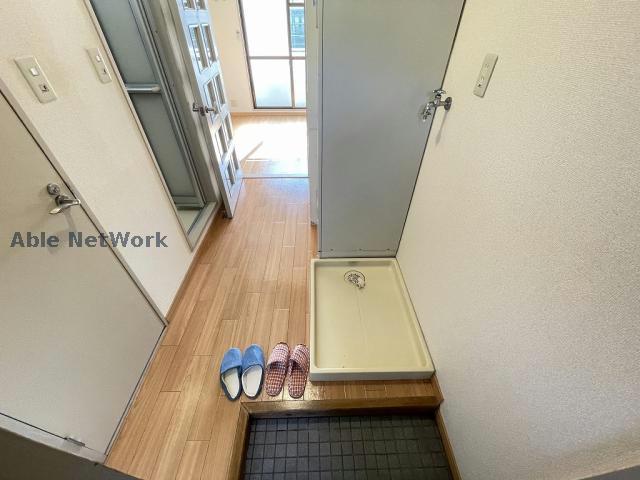 玄関　※同物件、別部屋の写真です