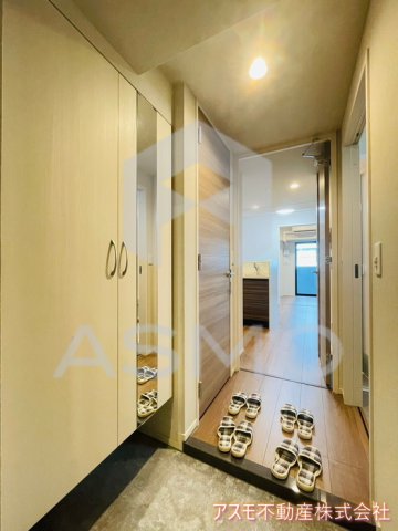 ローズコーポ堺筋本町の玄関写真