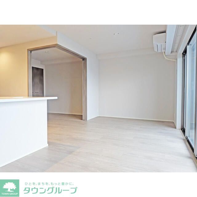 プレサンスロジェ博多STATION NORTHの内装写真