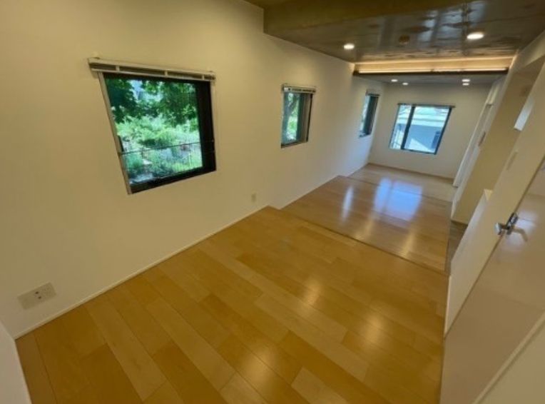 居室・リビング　別号室参考写真