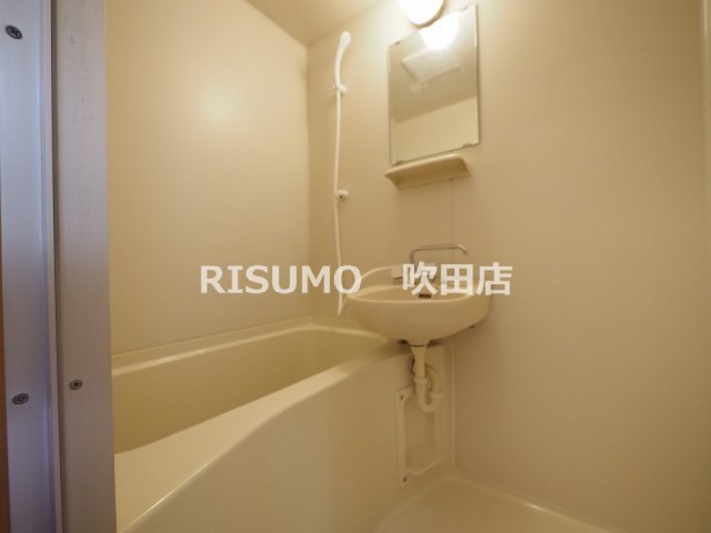 バス・シャワールーム　詳細は、RISUMO吹田店までお問い合わせ下さい♪