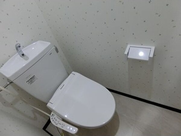 ＪＲ千歳線 恵み野駅 徒歩6分 2階建 築9年のトイレ写真
