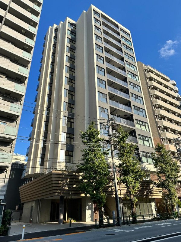 東京メトロ南北線 本駒込駅 徒歩1分 築4年