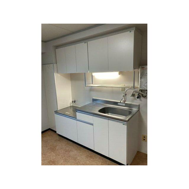 キッチン　※別部屋参考写真