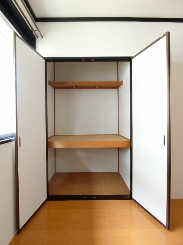 収納　図面と現状に相違がある場合には現状を優先