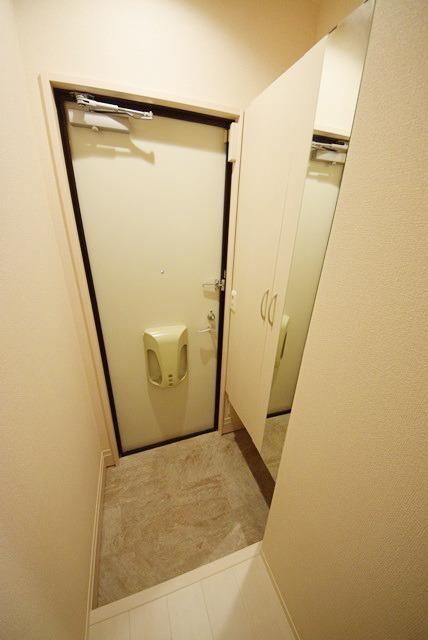 玄関　★同施工会社参考写真です★