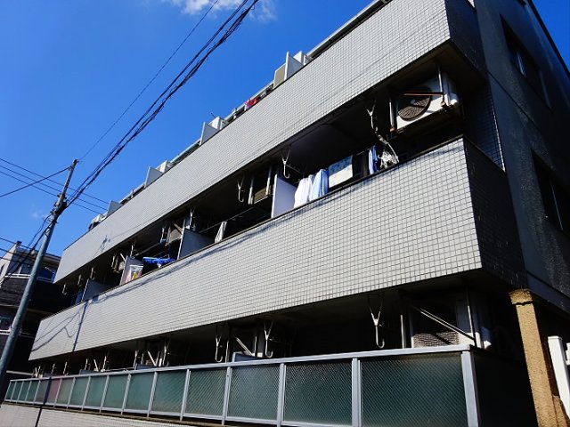 シャンブルアネック