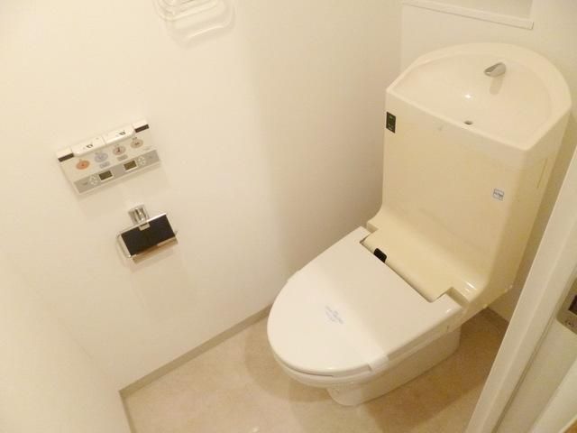 トイレ　参考写真（別号室）
