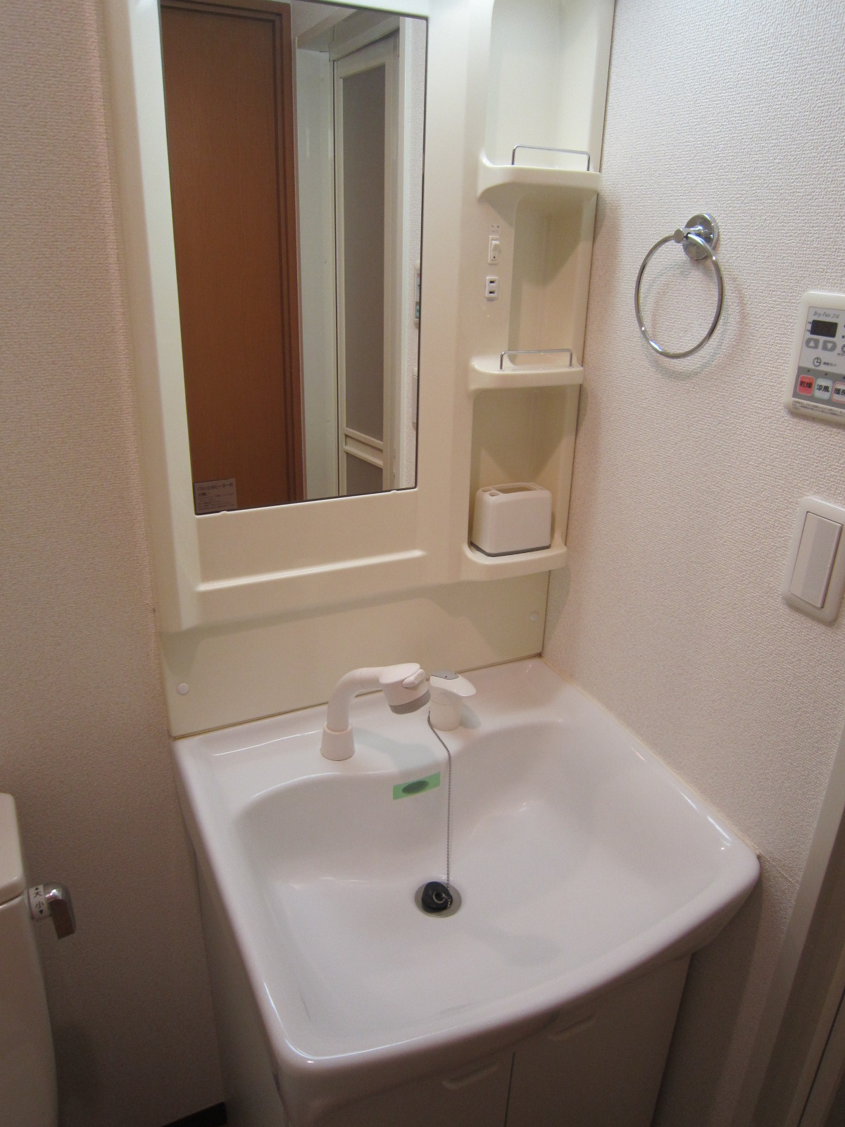 洗面設備　シャンプードレッサー