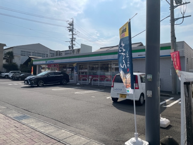 【静岡市駿河区石田のアパートのコンビニ】