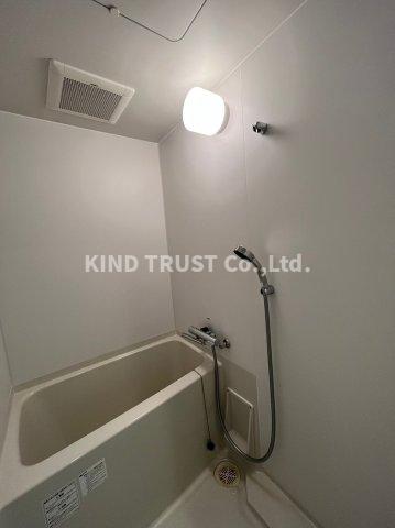 バス・シャワールーム　ゆったり過ごせるお風呂です