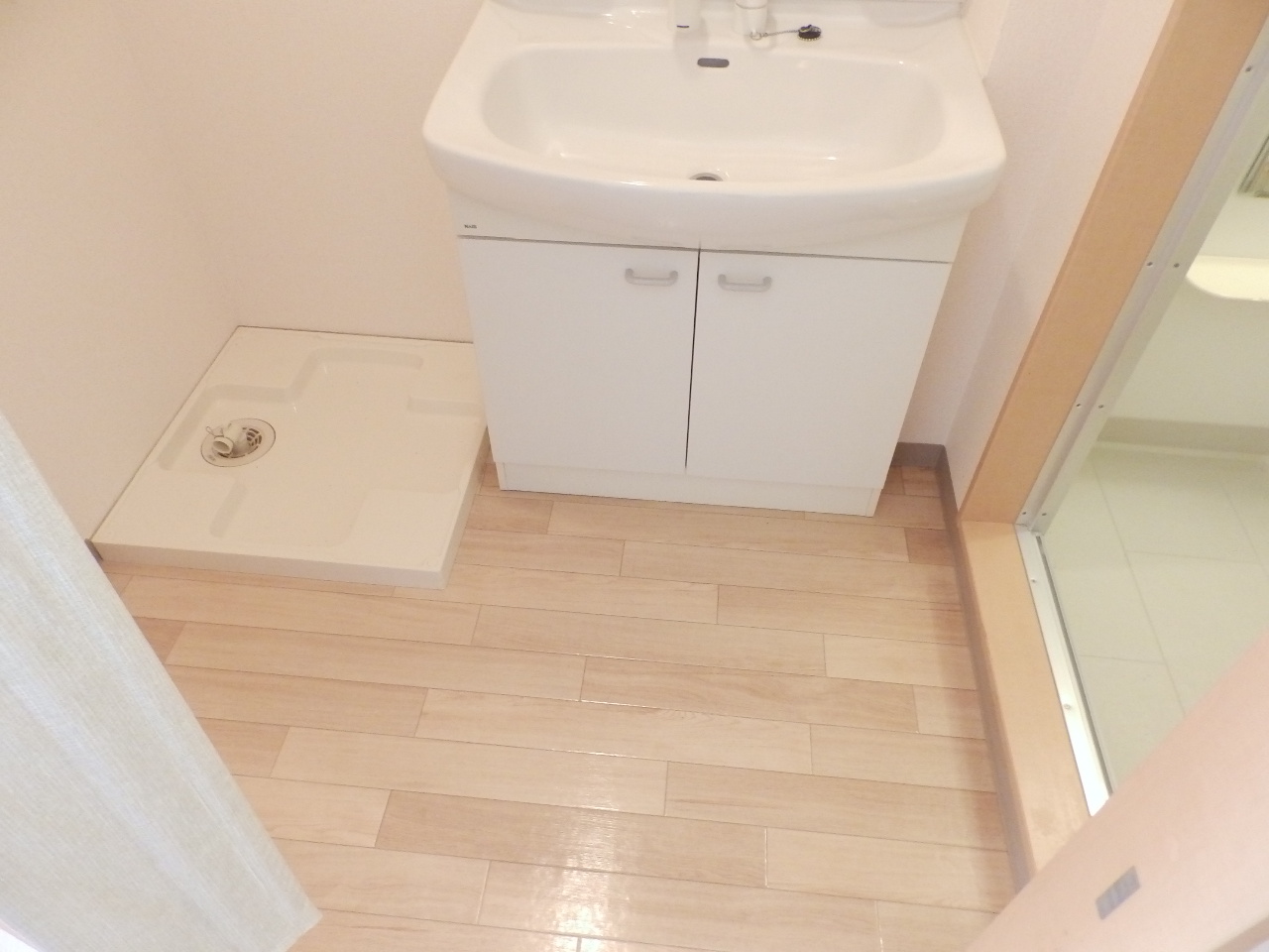 その他　脱衣室　室内洗濯機置場