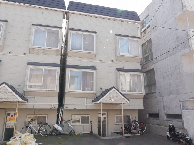 北海道札幌市豊平区平岸五条６（アパート）の賃貸物件の外観