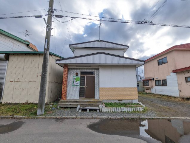 釧路町河畔９－１５借家の建物外観