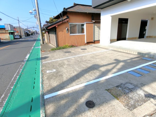 【いすみ市岬町長者のアパートの駐車場】