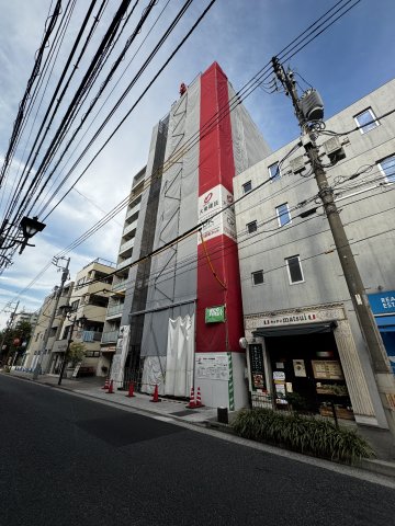 【横浜市鶴見区豊岡町のマンションの建物外観】