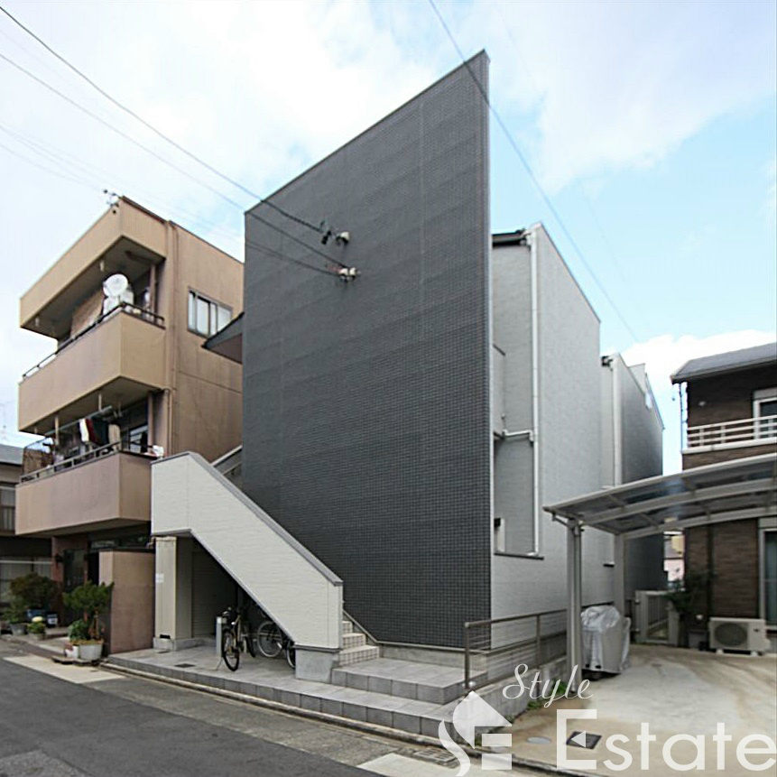 【名古屋市熱田区幡野町のアパートの建物外観】