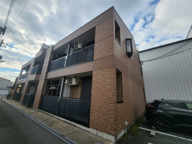 たつの市龍野町堂本のアパートの建物外観